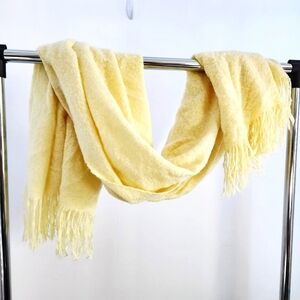 Dkny Pastel Yellow Soft Fringed Scarf